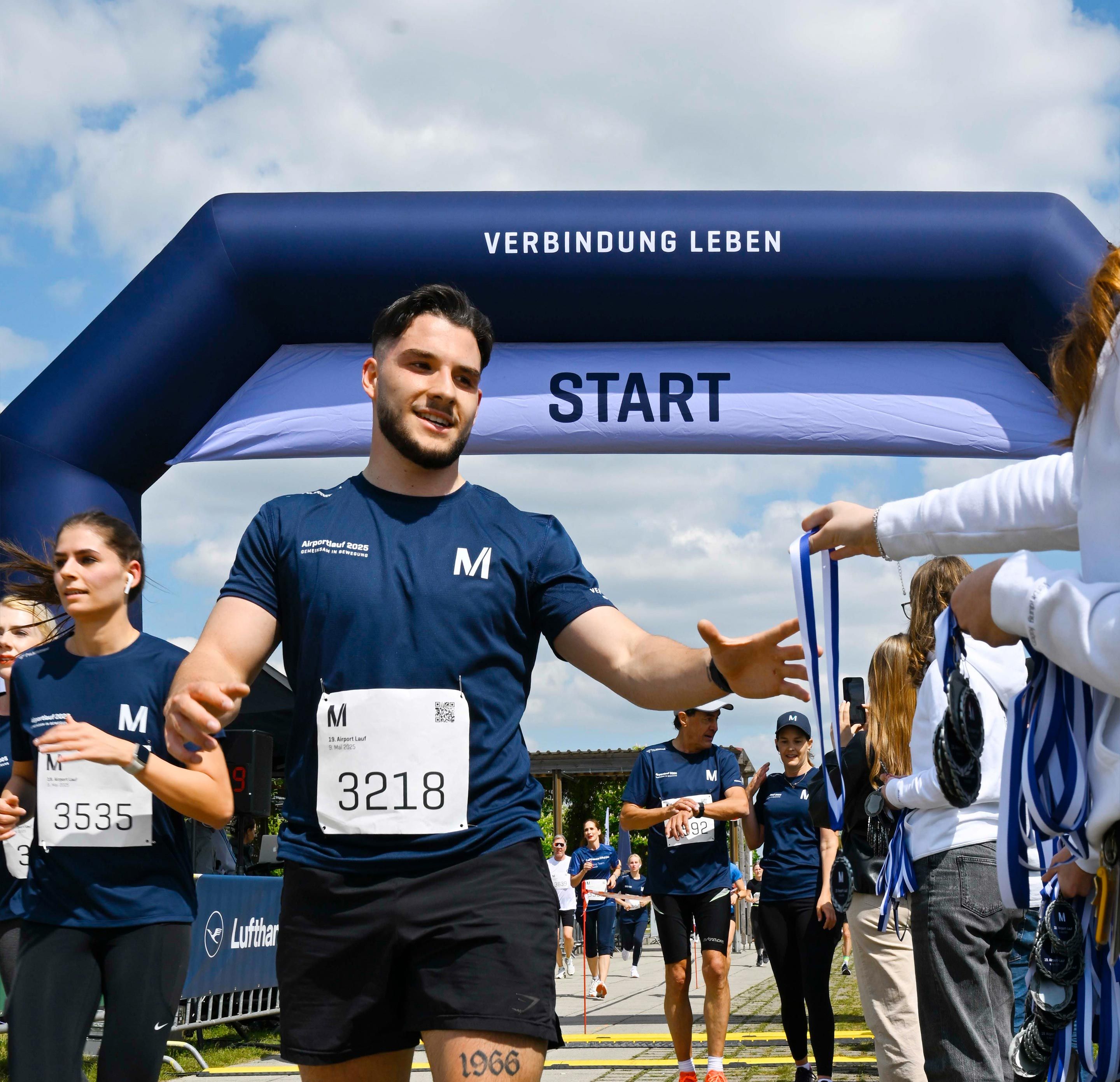 Teamspirit beim alljährlichen Airportlauf
