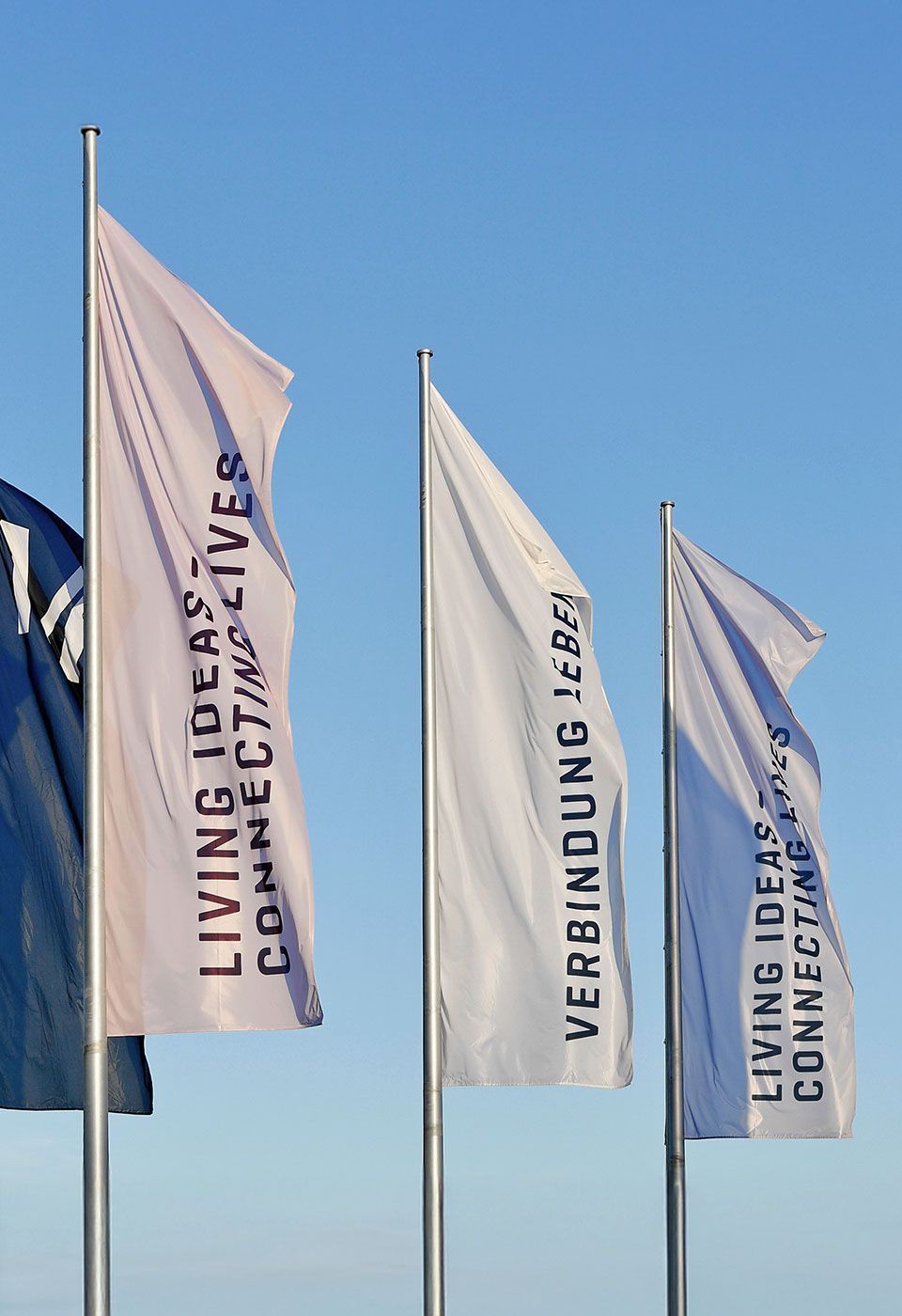 Our slogan “Living connection” stands for partnership